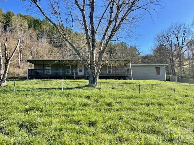 97 Oakland Drive Burnsville NC 28714