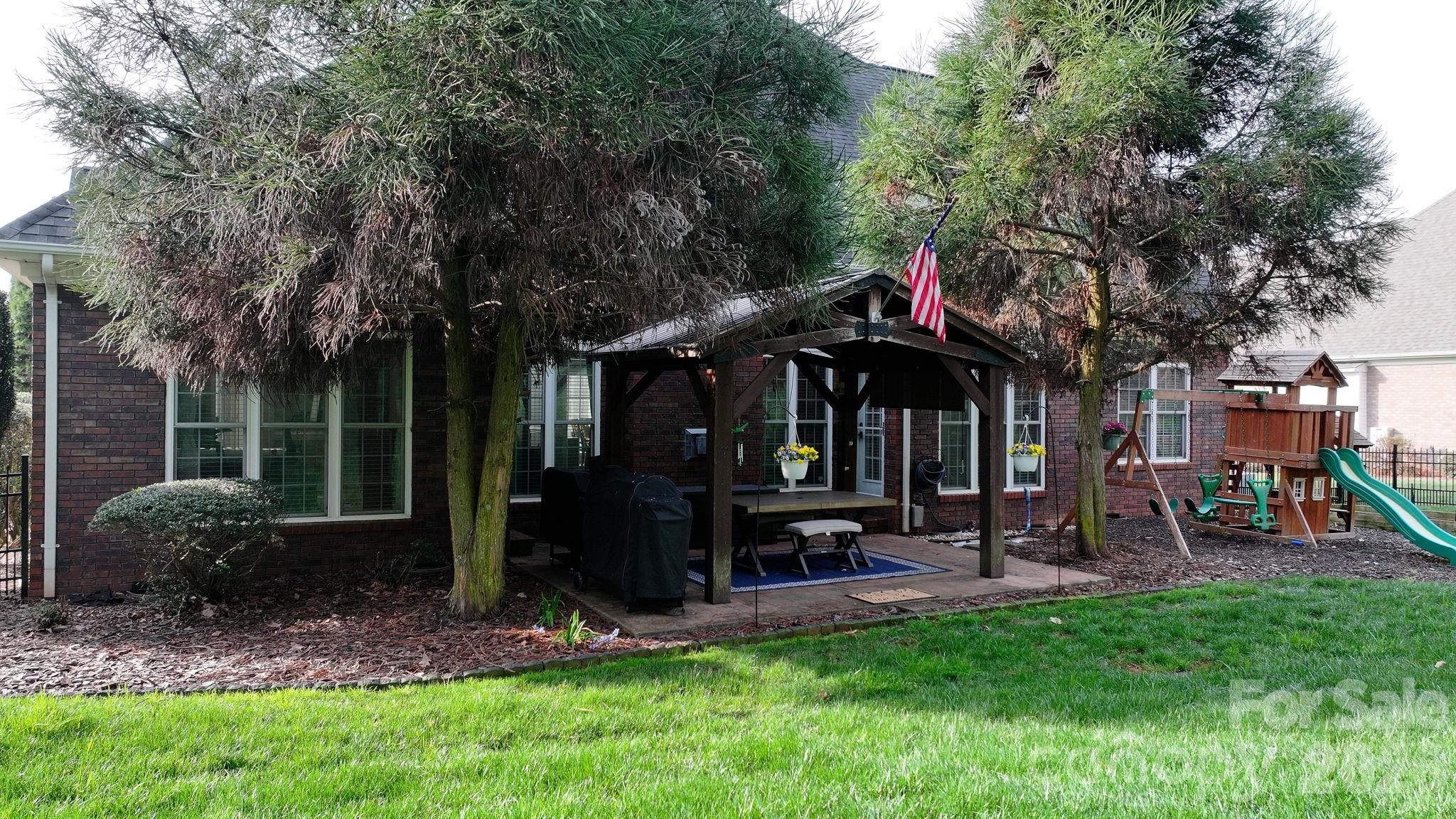 2696 Charleston Court Claremont NC 28610