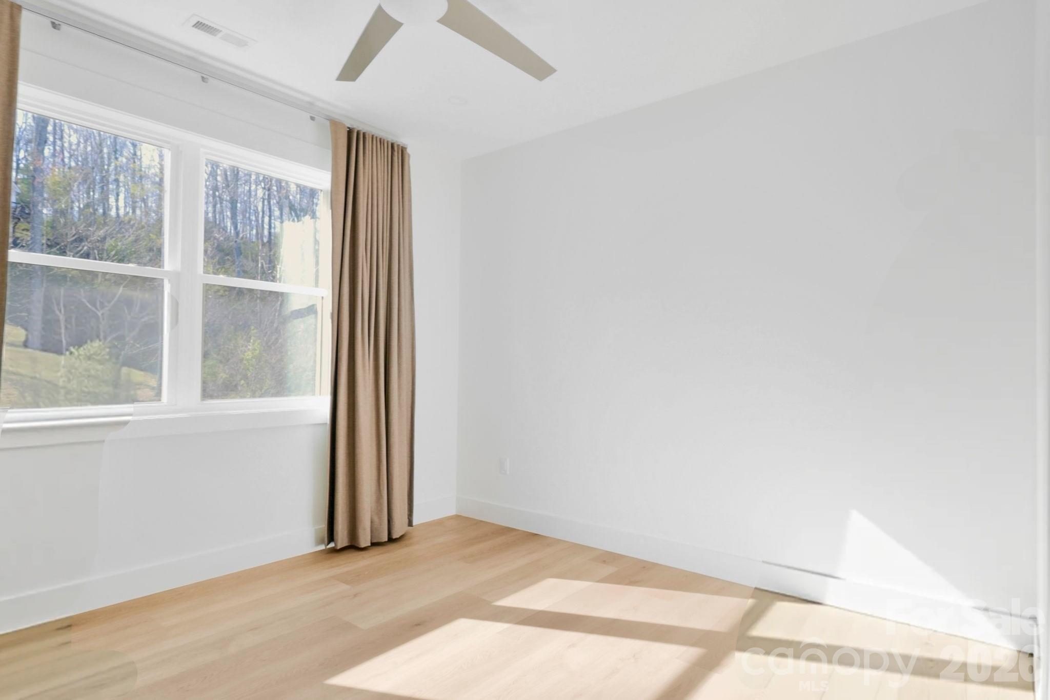 68 Carrie Drive Hendersonville NC 28792