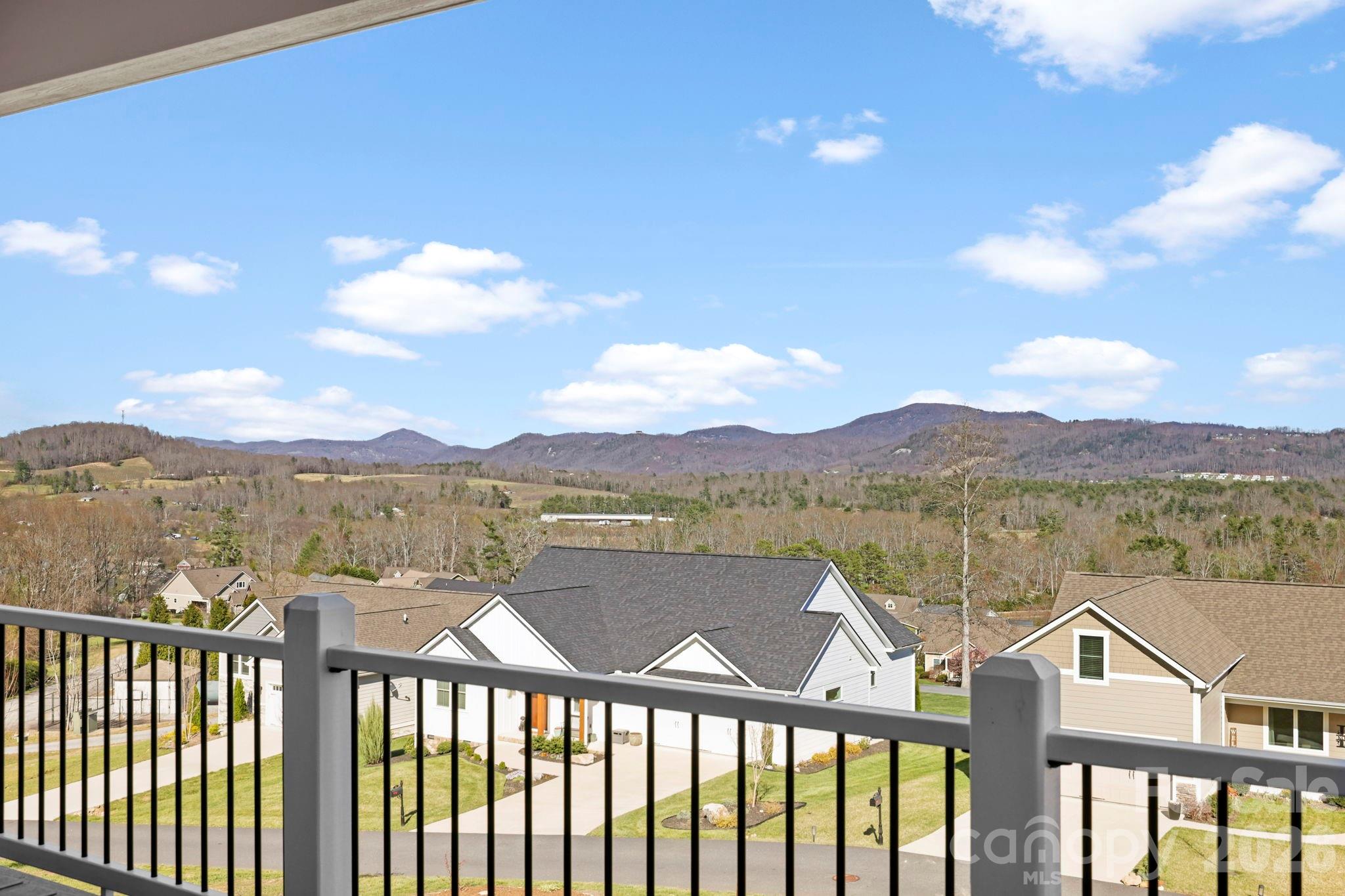 68 Carrie Drive Hendersonville NC 28792