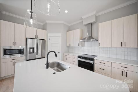 103 Collin Place Asheville NC 28804