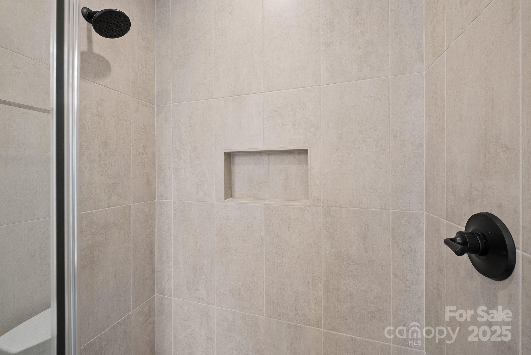 103 Collin Place Asheville NC 28804