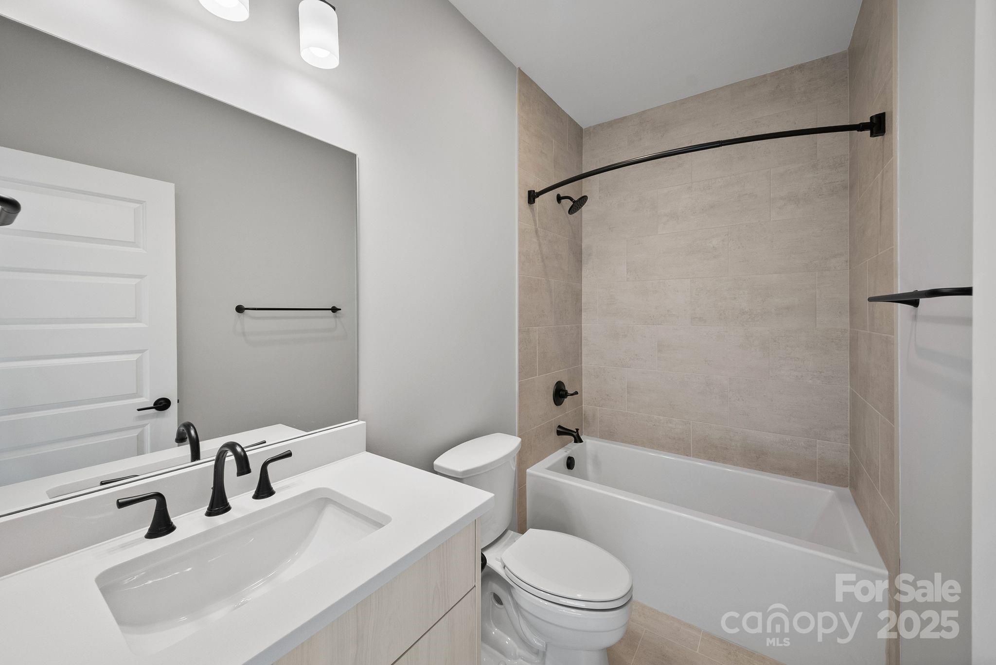 103 Collin Place Asheville NC 28804