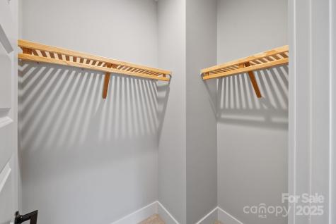 103 Collin Place Asheville NC 28804