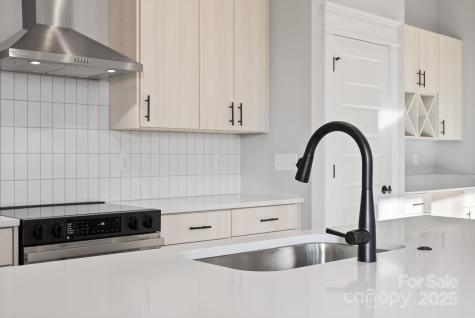 103 Collin Place Asheville NC 28804