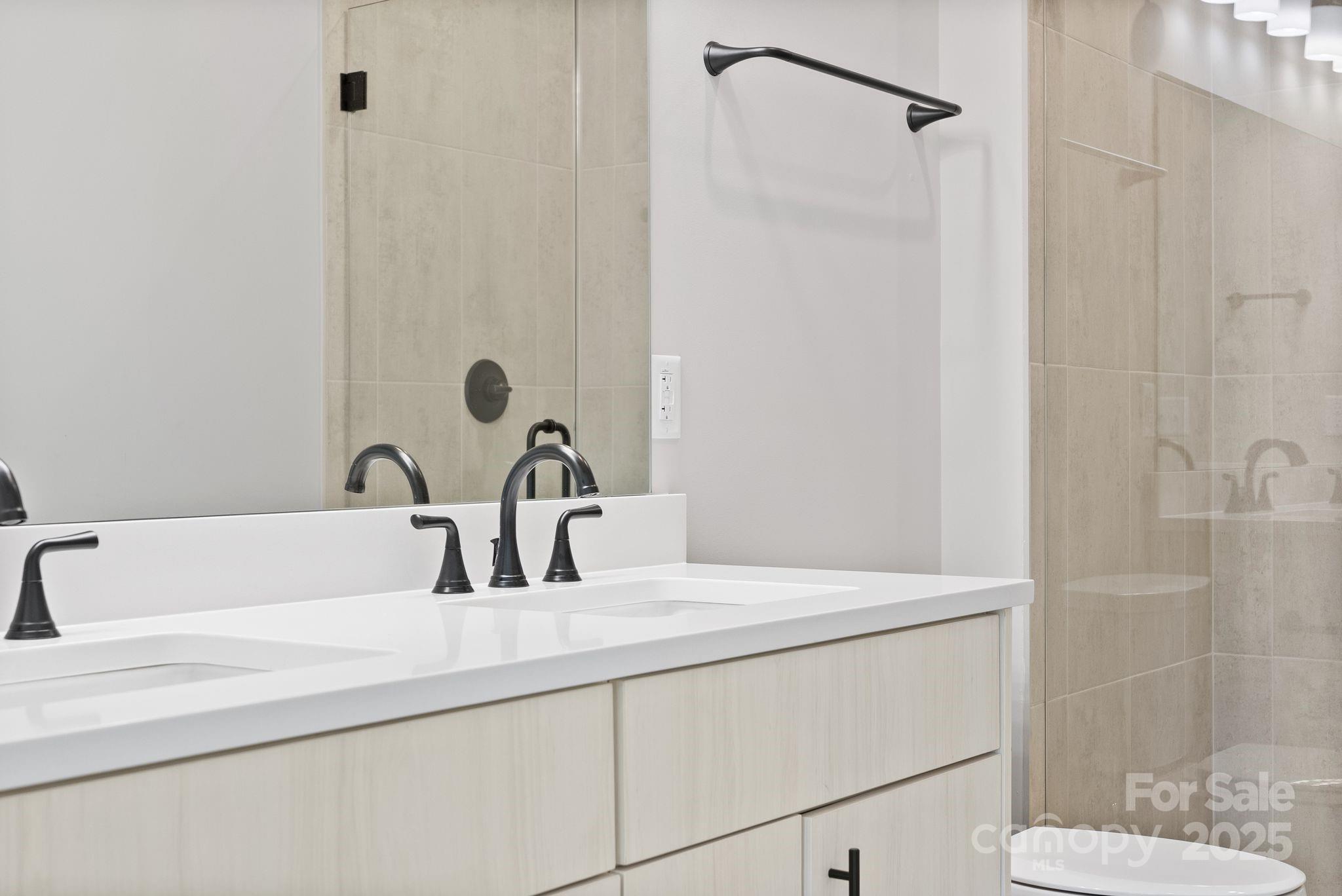 103 Collin Place Asheville NC 28804