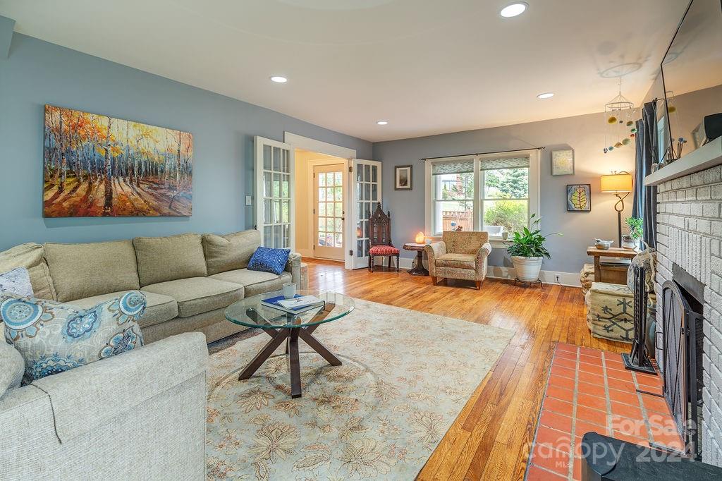 104 Kenilworth Road Asheville NC 28803