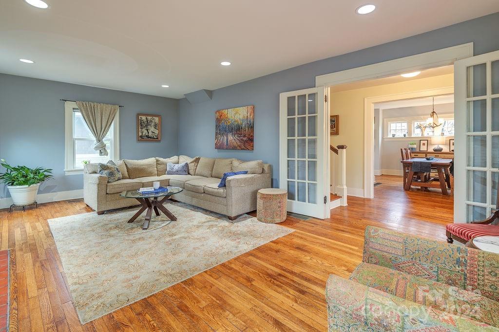 104 Kenilworth Road Asheville NC 28803