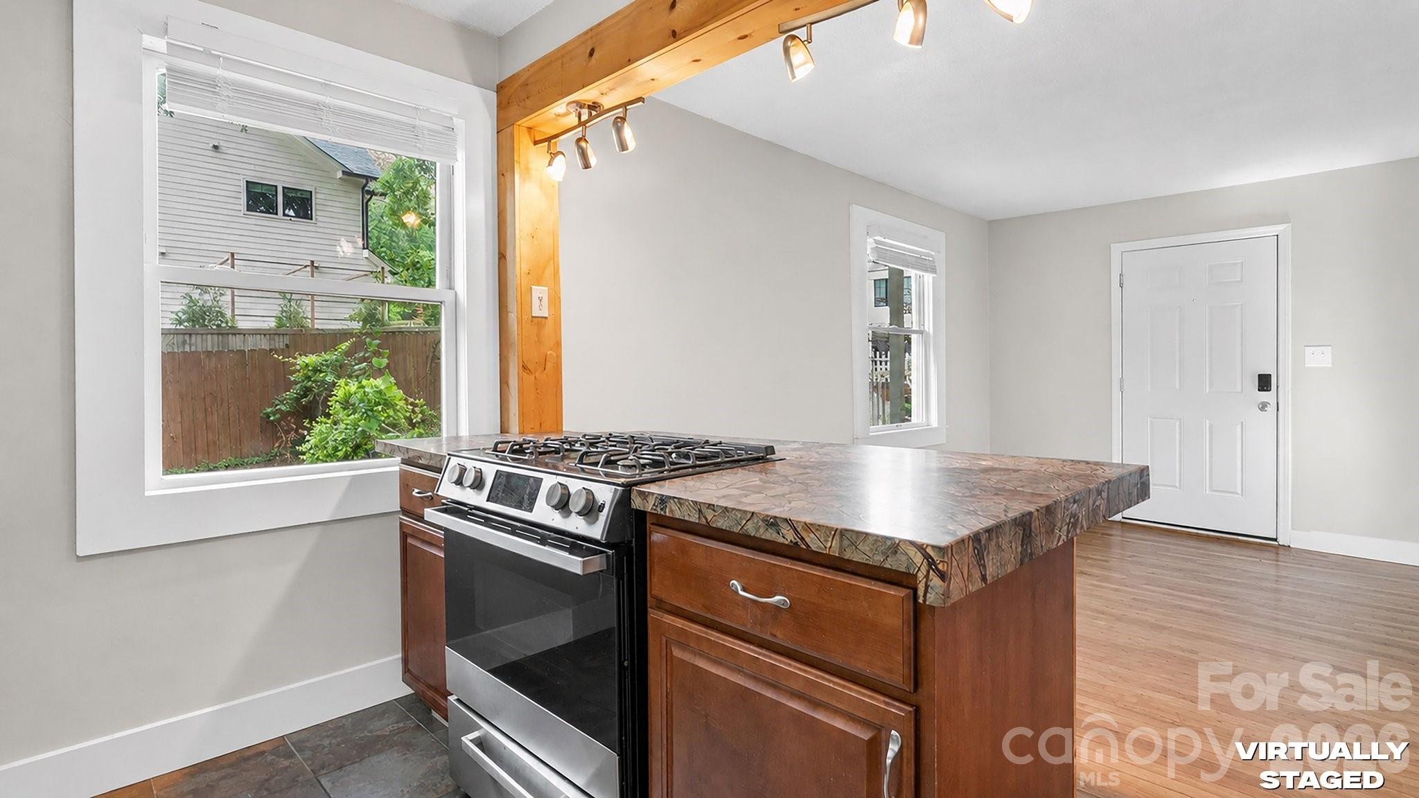 1712 Dunkirk Drive Charlotte NC 28203