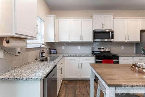 518 Jaca Lane Arden NC 28704