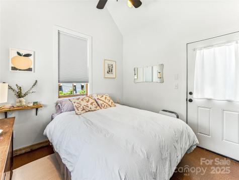 6 Wamboldt Avenue Asheville NC 28806