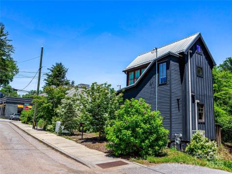 6 Wamboldt Avenue Asheville NC 28806