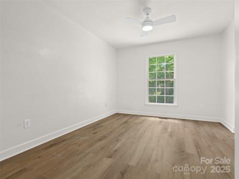 15 Stone Cottage Road Asheville NC 28806