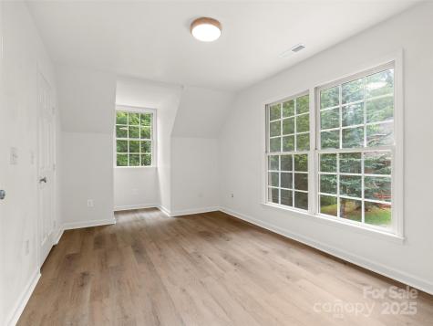 15 Stone Cottage Road Asheville NC 28806
