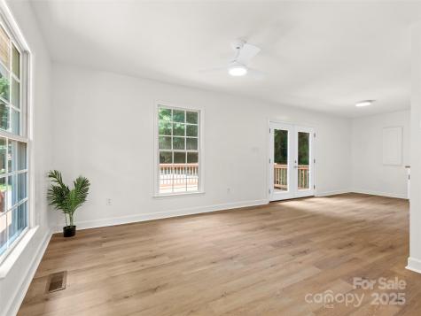 15 Stone Cottage Road Asheville NC 28806