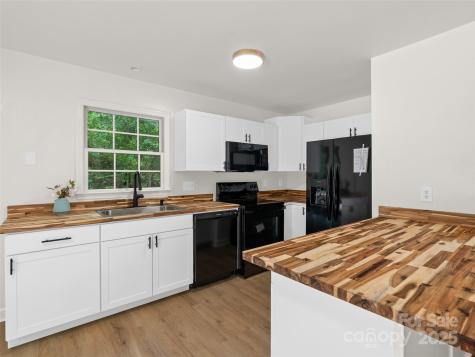 15 Stone Cottage Road Asheville NC 28806