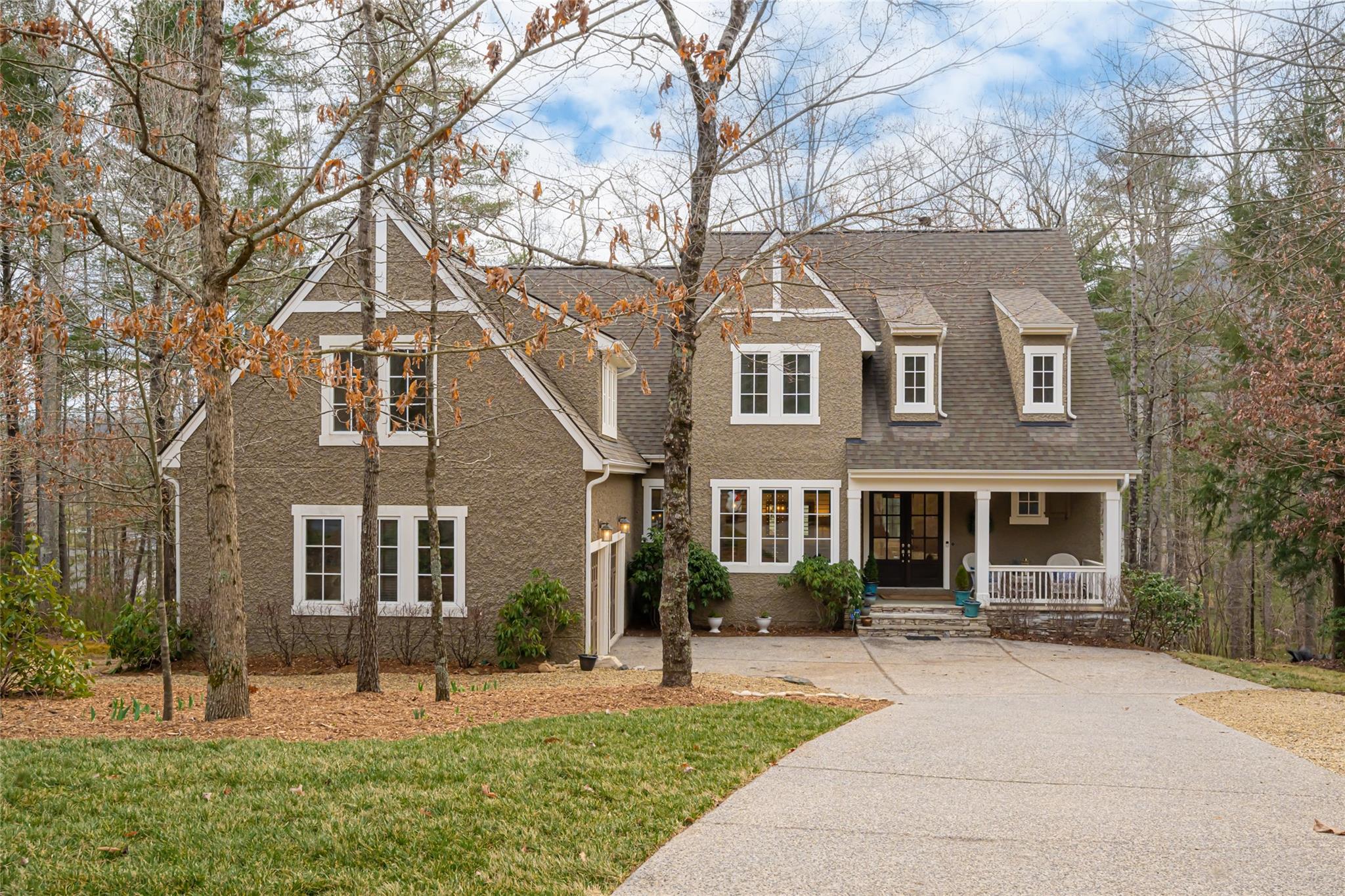 9 Pine Knot Loop Fairview NC 28730