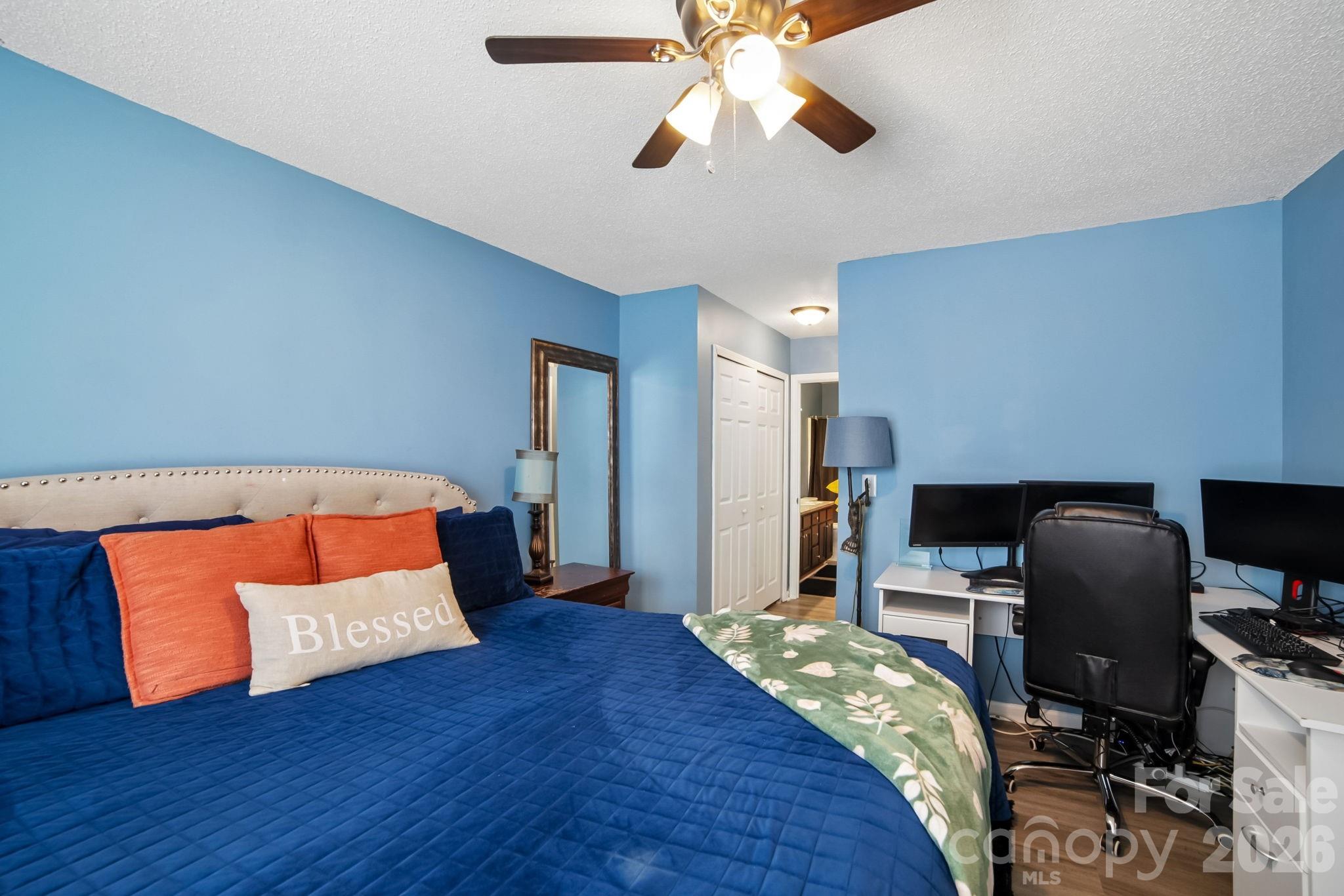5427 Kimmerly Woods Drive Charlotte NC 28215