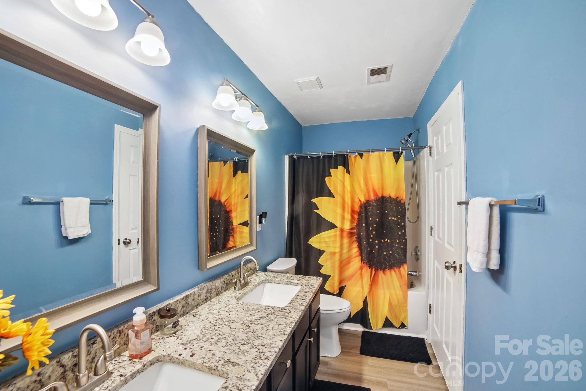 5427 Kimmerly Woods Drive Charlotte NC 28215
