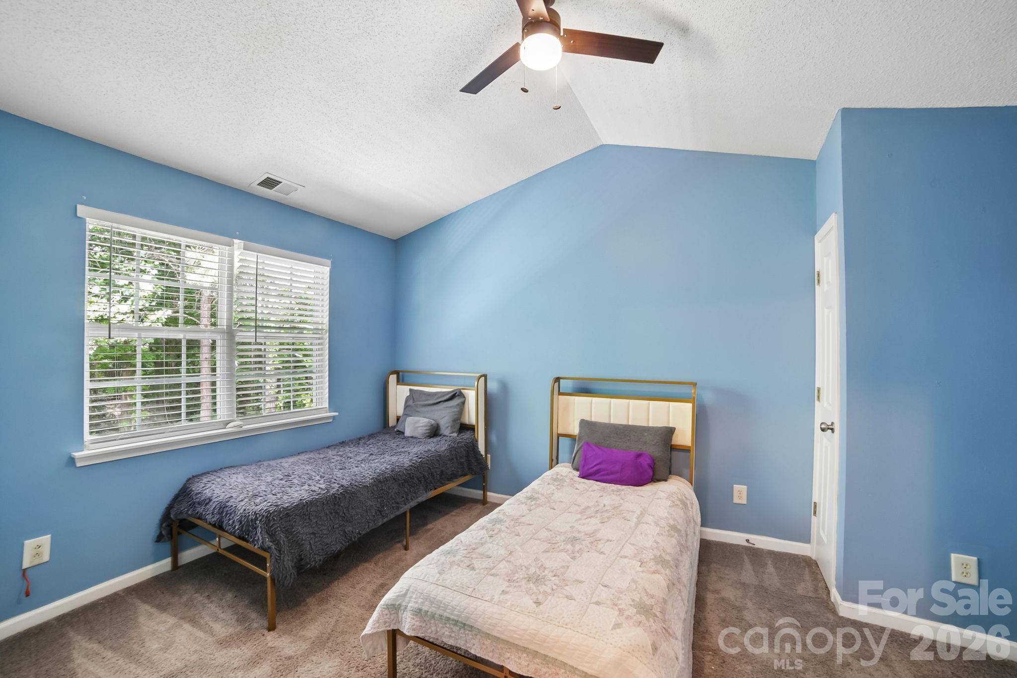 5427 Kimmerly Woods Drive Charlotte NC 28215