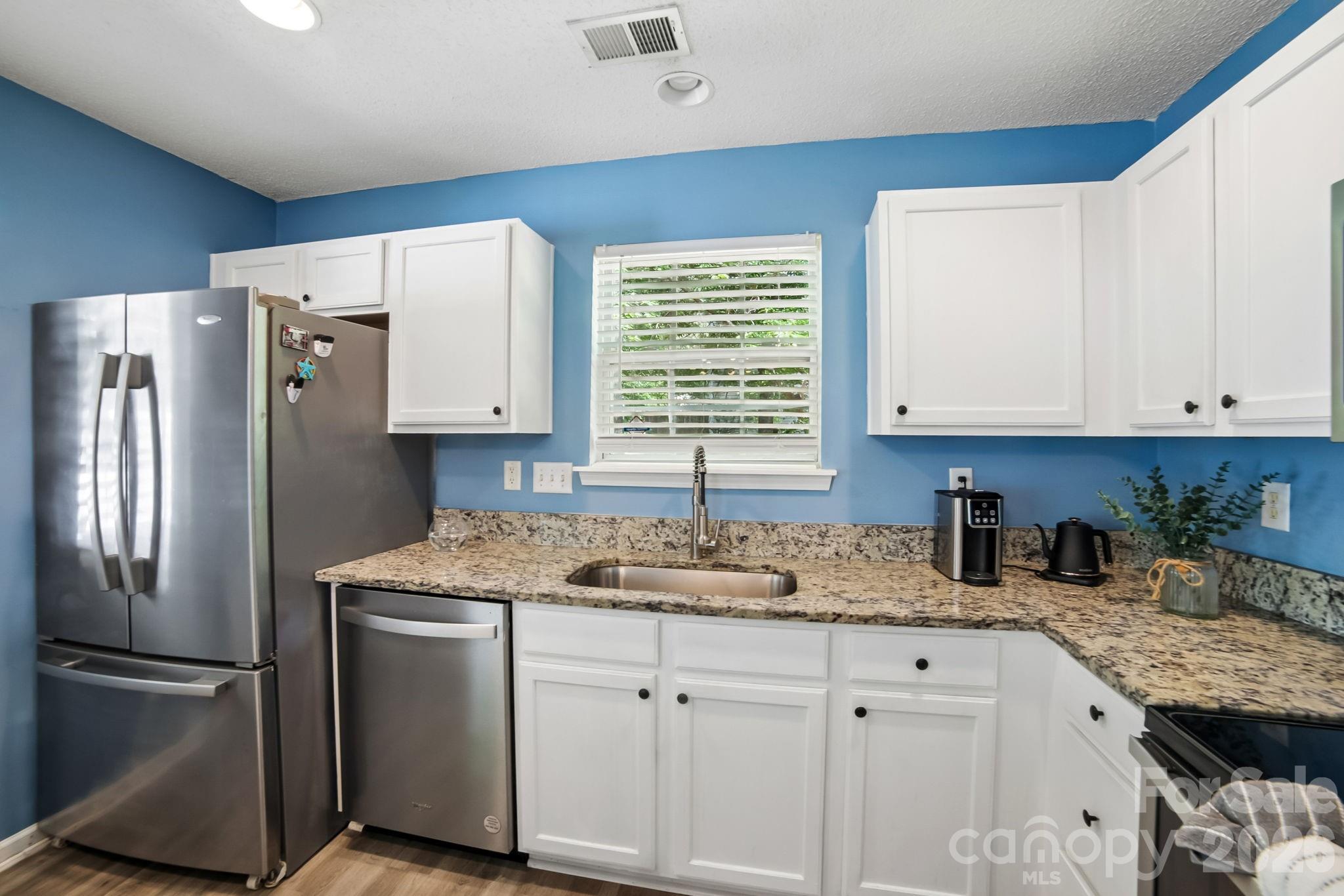 5427 Kimmerly Woods Drive Charlotte NC 28215