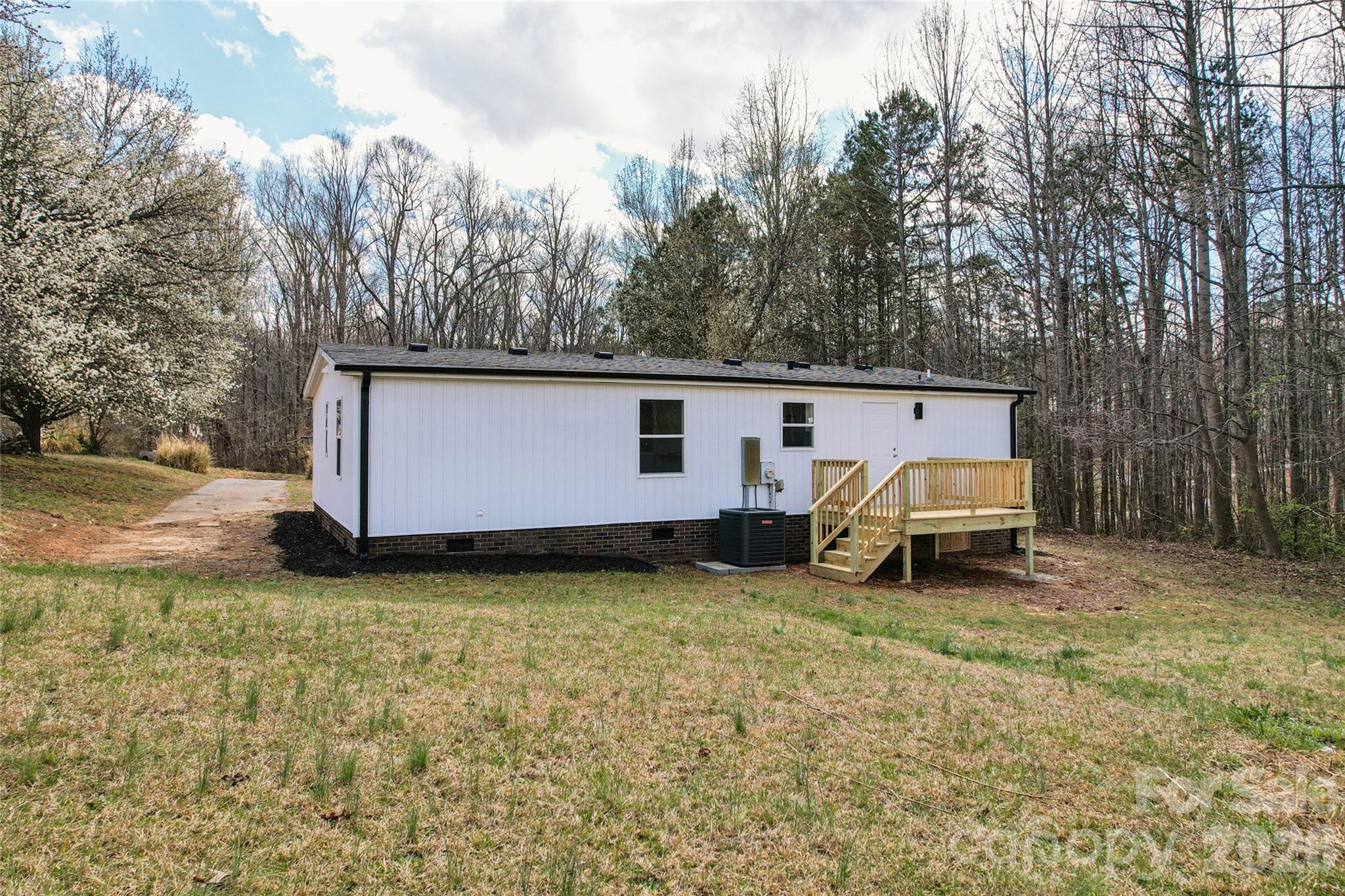 1012 Cherry Tree Court Bessemer City NC 28016