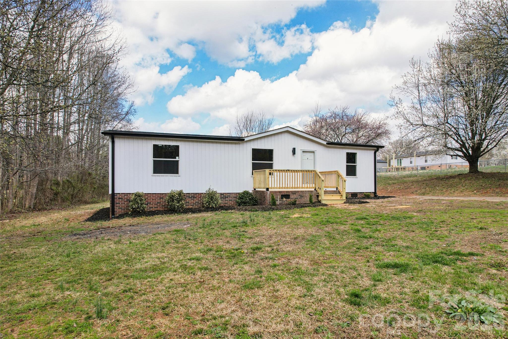 1012 Cherry Tree Court Bessemer City NC 28016