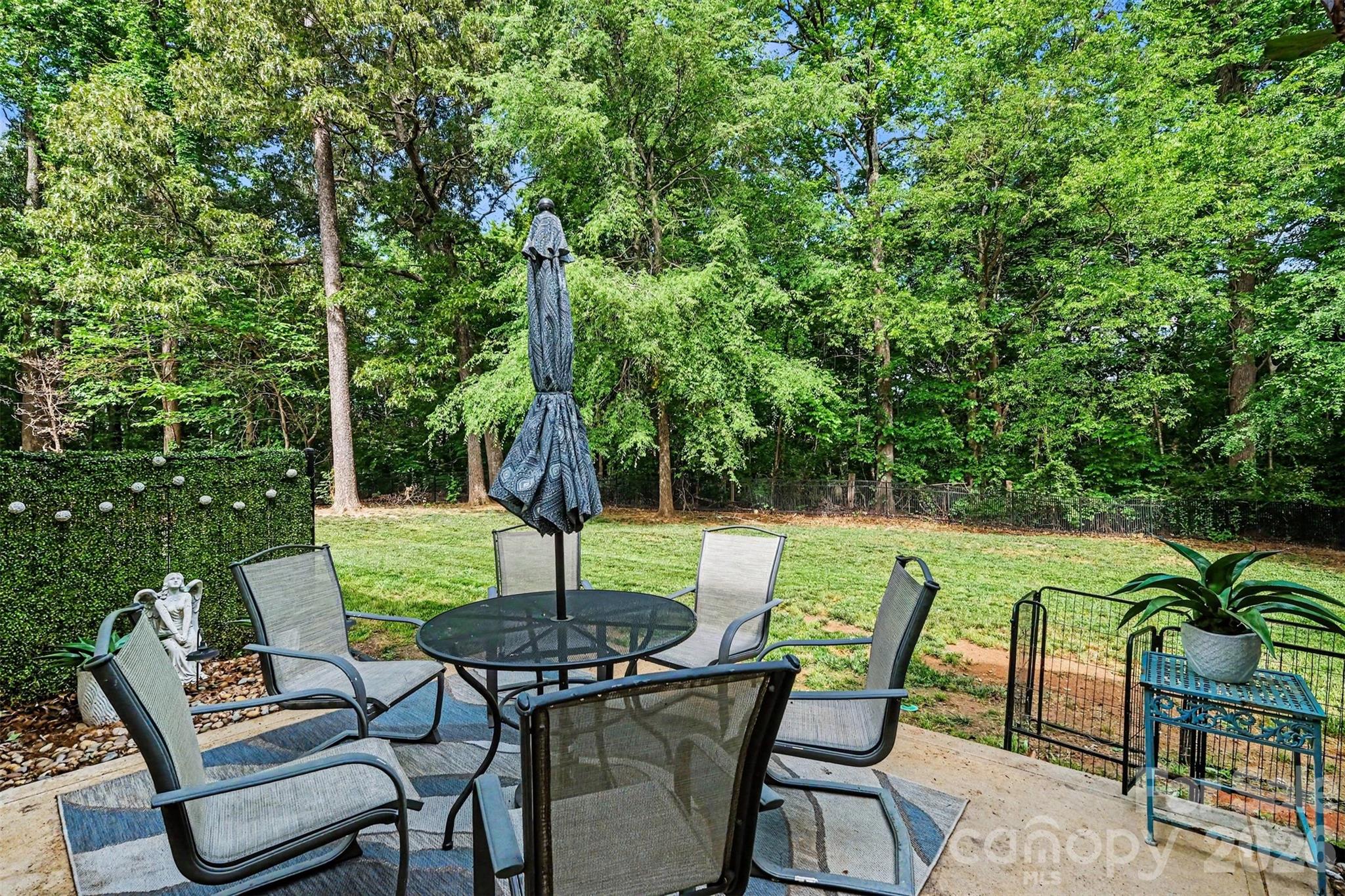 10904 Carver Pond Road Charlotte NC 28269