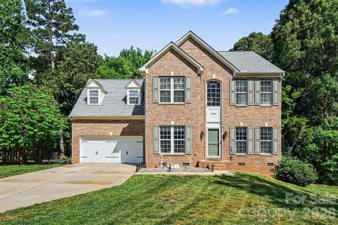 10904 Carver Pond Road Charlotte NC 28269