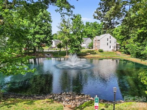 10904 Carver Pond Road Charlotte NC 28269