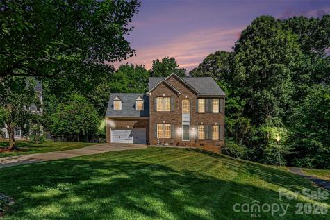 10904 Carver Pond Road Charlotte NC 28269