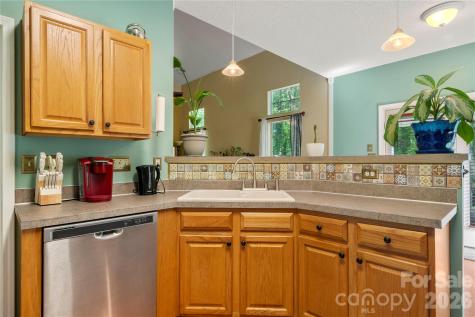 8411 Red Cypress Court Charlotte NC 28216