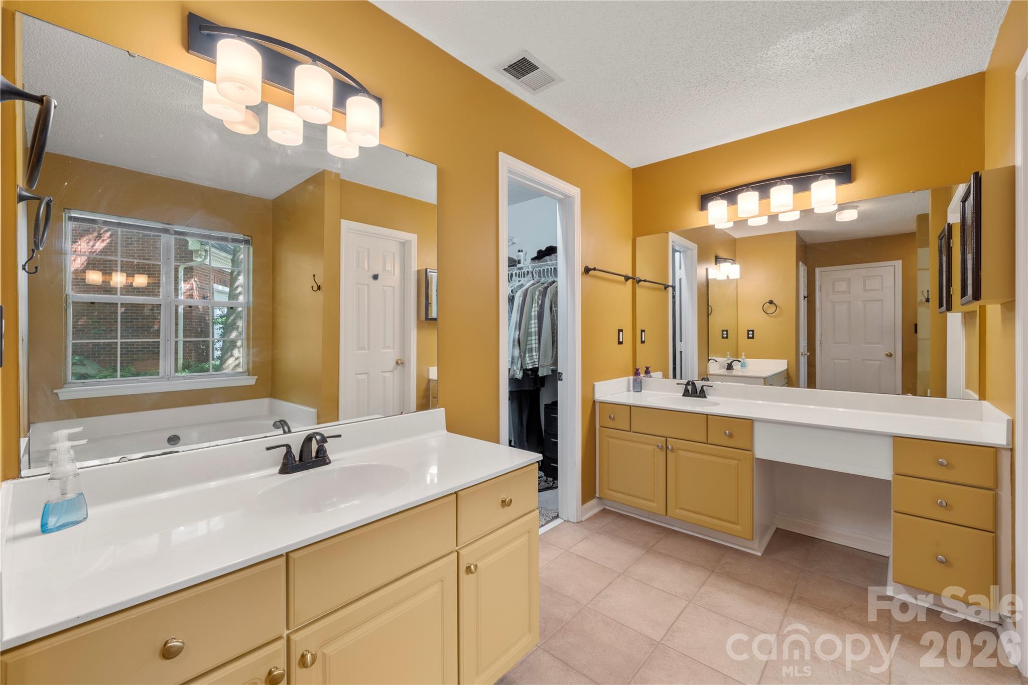 8411 Red Cypress Court Charlotte NC 28216