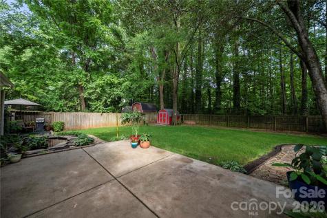 8411 Red Cypress Court Charlotte NC 28216