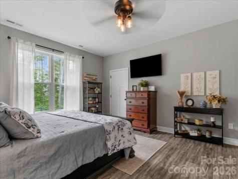 36 Cherry Ridge Lane Weaverville NC 28787