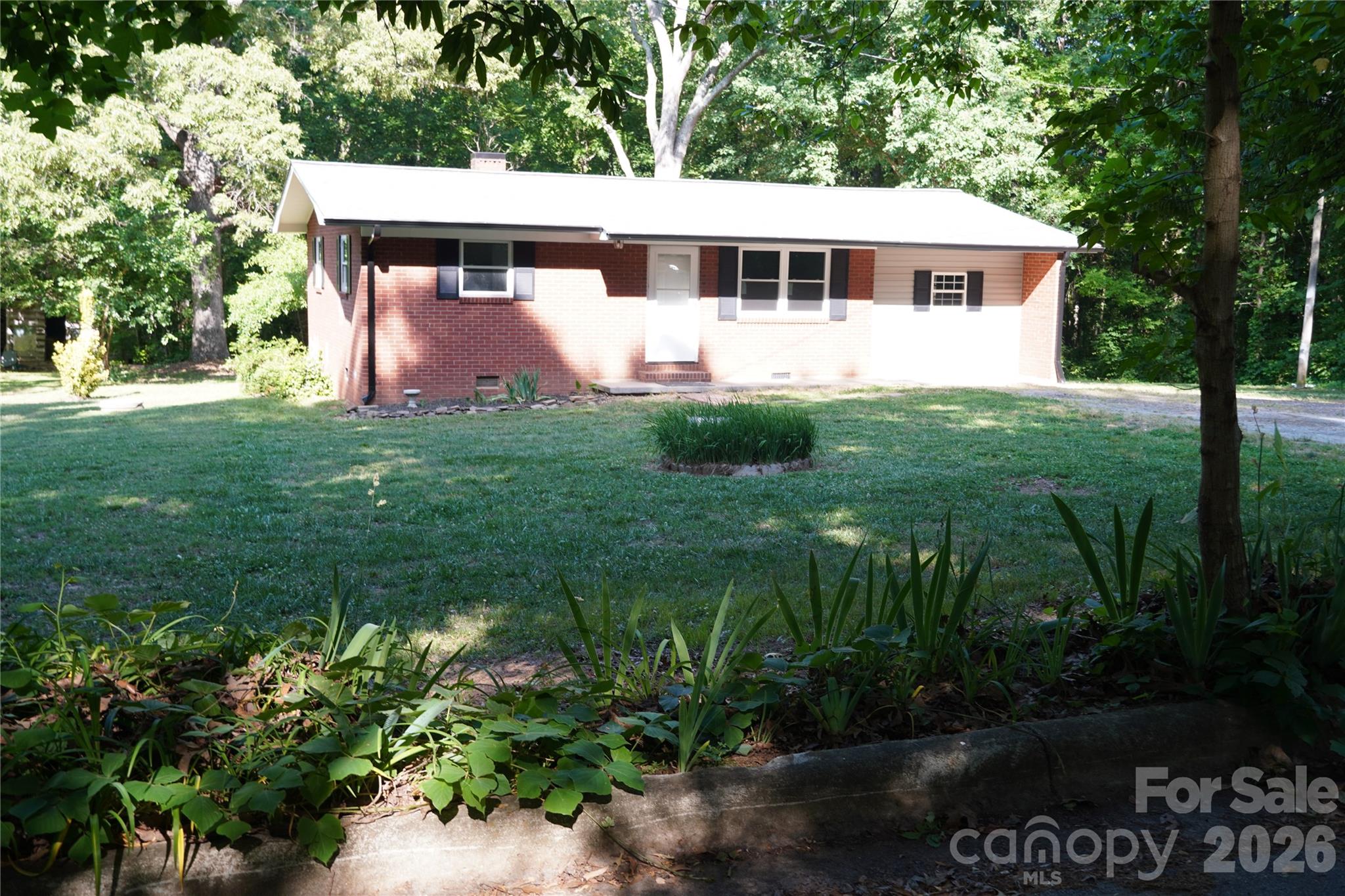 187 Owens Street Ellenboro NC 28040