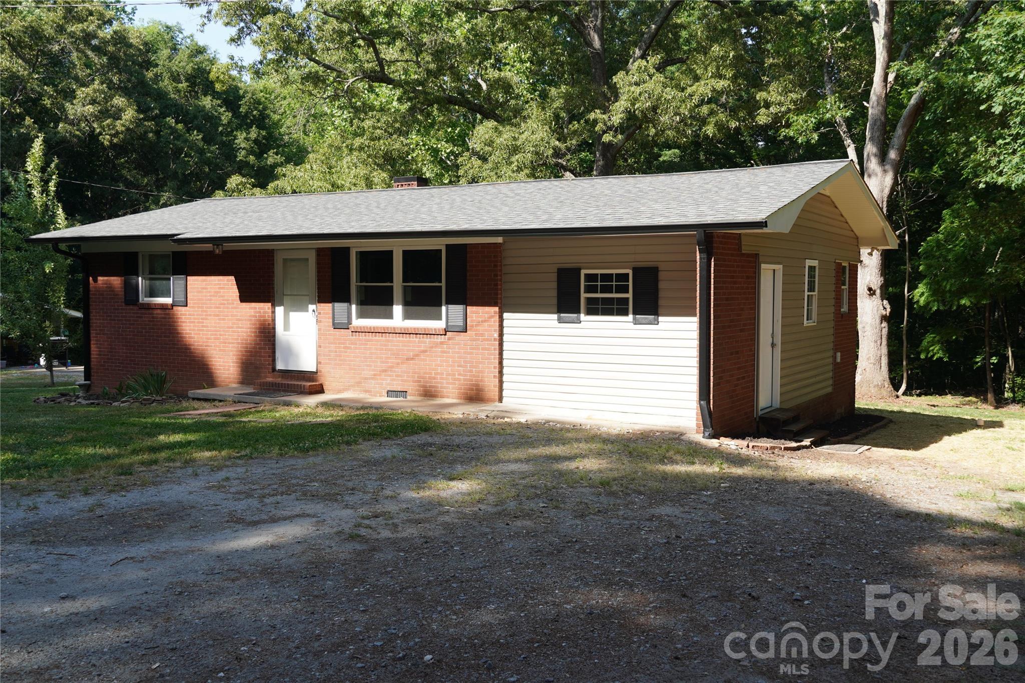 187 Owens Street Ellenboro NC 28040