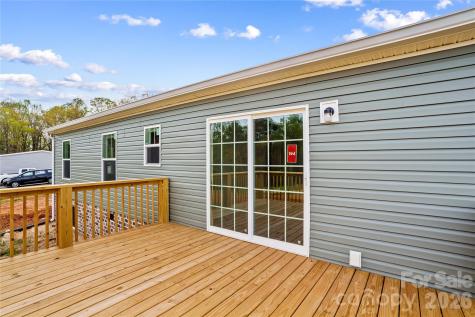 520 Eagle Mills Road Hamptonville NC 27020