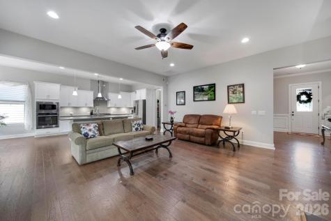 16408 Cozy Cove Road Charlotte NC 28278