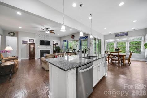 16408 Cozy Cove Road Charlotte NC 28278