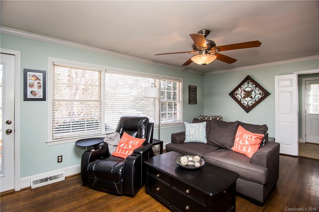 1533 Tamworth Drive Charlotte NC 28210
