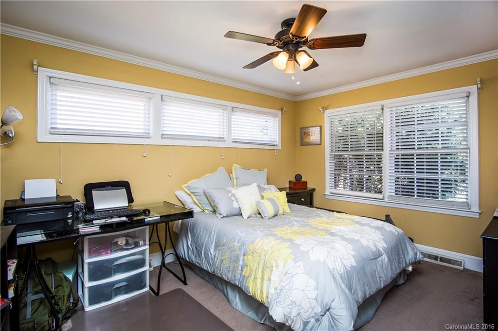 1533 Tamworth Drive Charlotte NC 28210