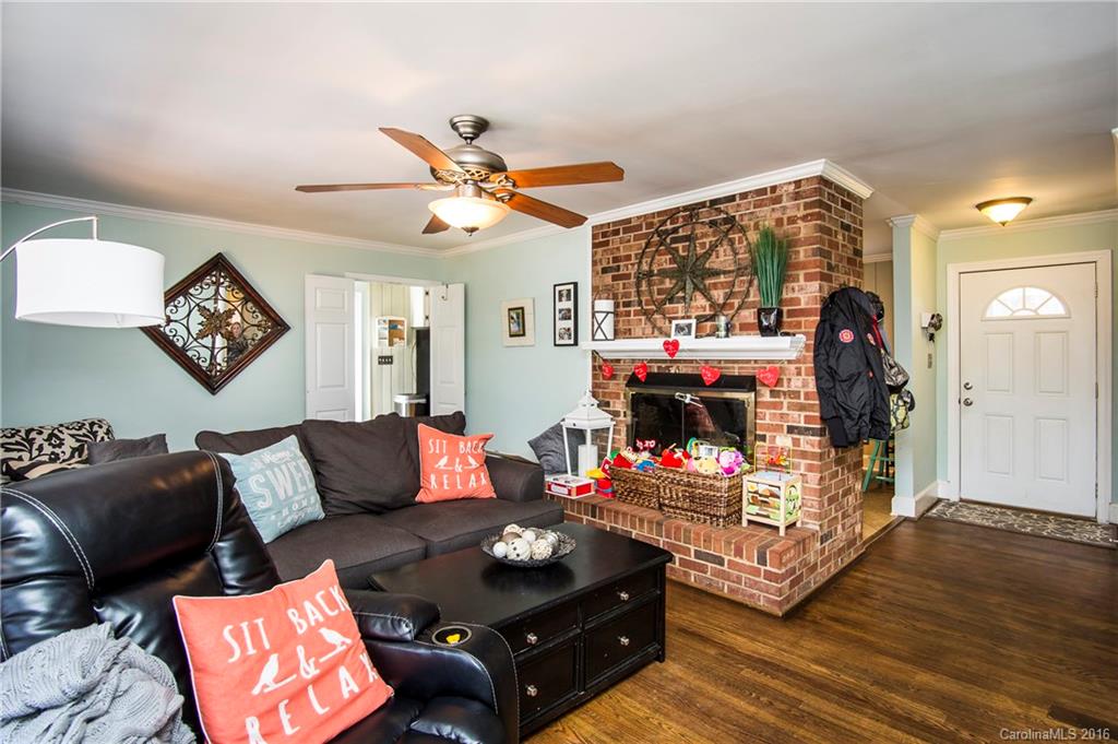 1533 Tamworth Drive Charlotte NC 28210