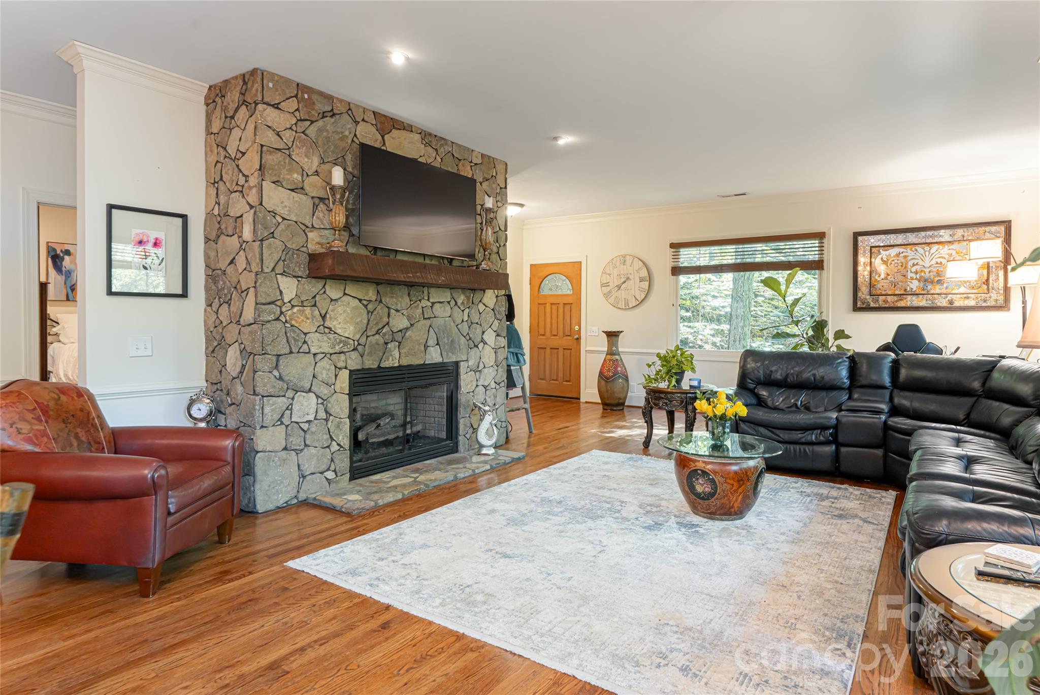 75 Cougar Lane Saluda NC 28773