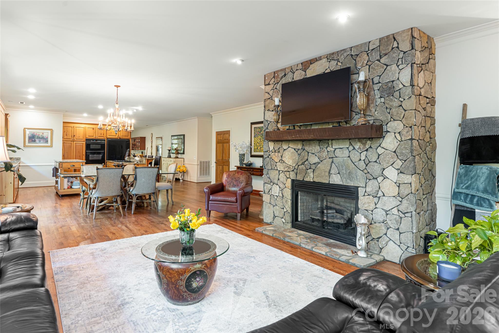 75 Cougar Lane Saluda NC 28773