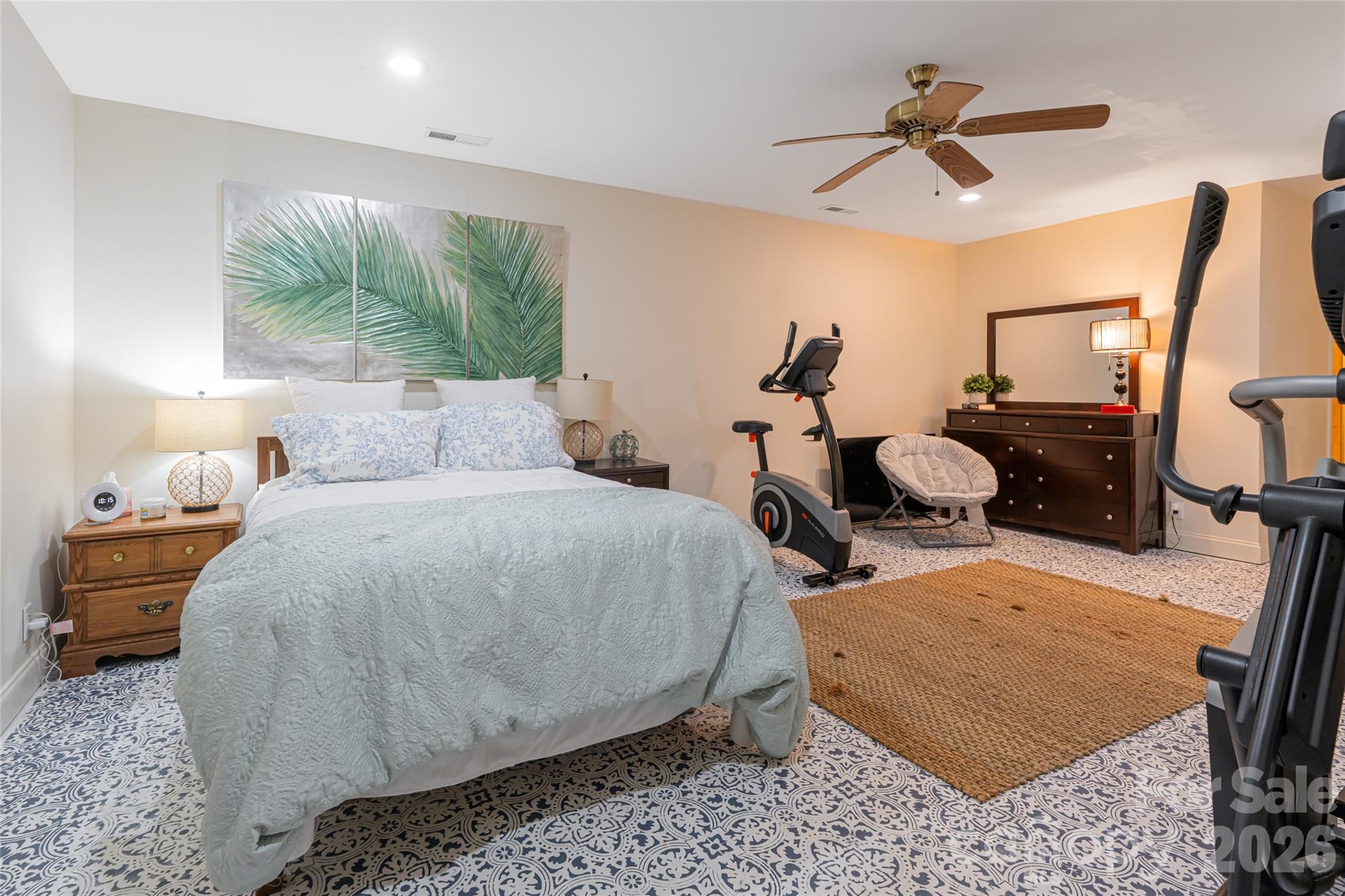 75 Cougar Lane Saluda NC 28773