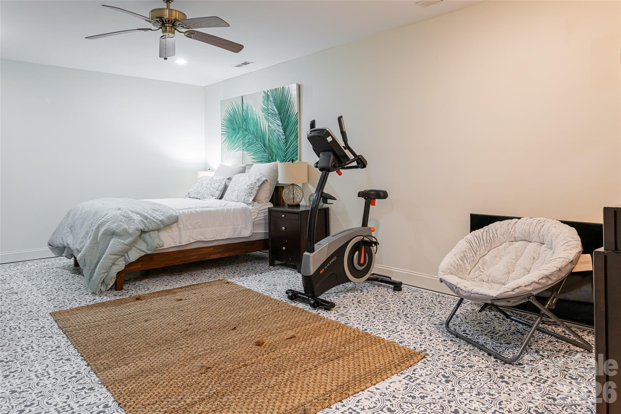 75 Cougar Lane Saluda NC 28773