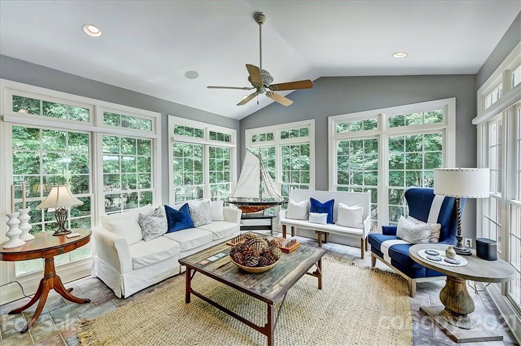 12678 Overlook Mountain Drive Charlotte NC 28216