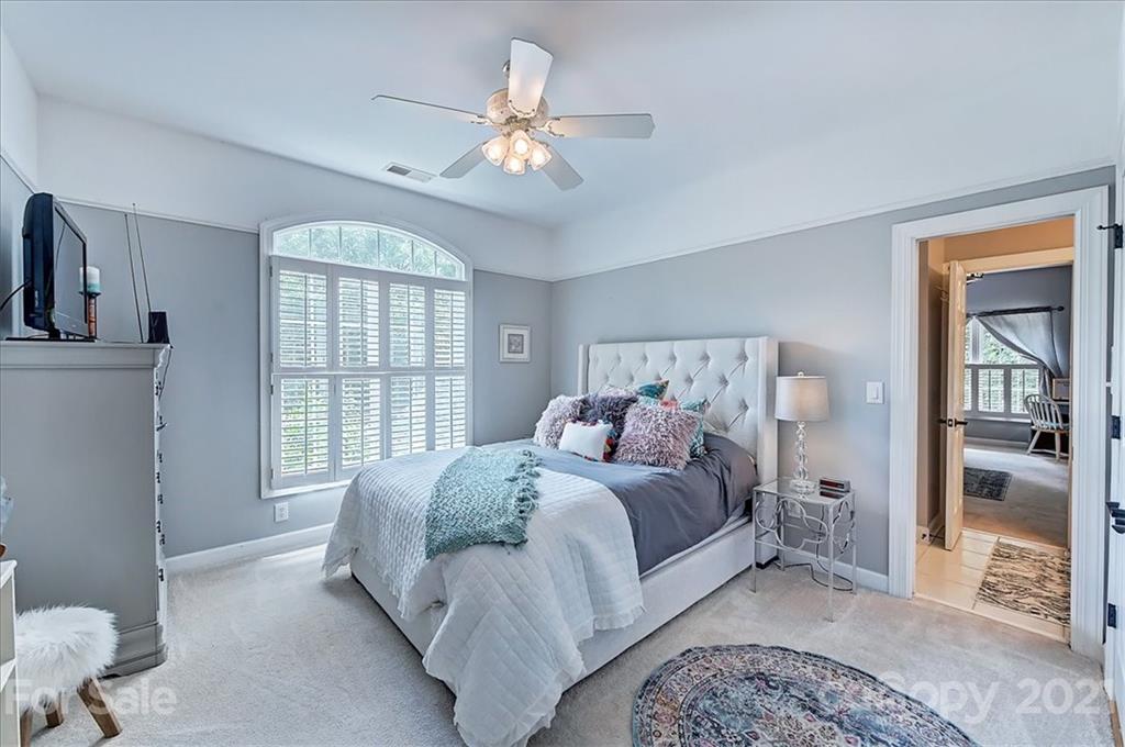 12678 Overlook Mountain Drive Charlotte NC 28216