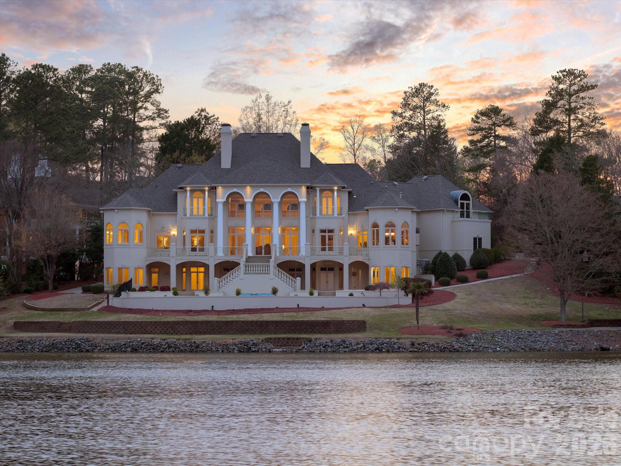 6905 Shinnecock Hill Lane Charlotte NC 28277